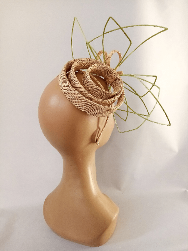 Chapeau mariage beige vert original