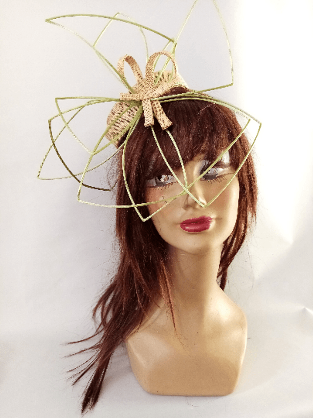 Chapeau mariage beige vert original