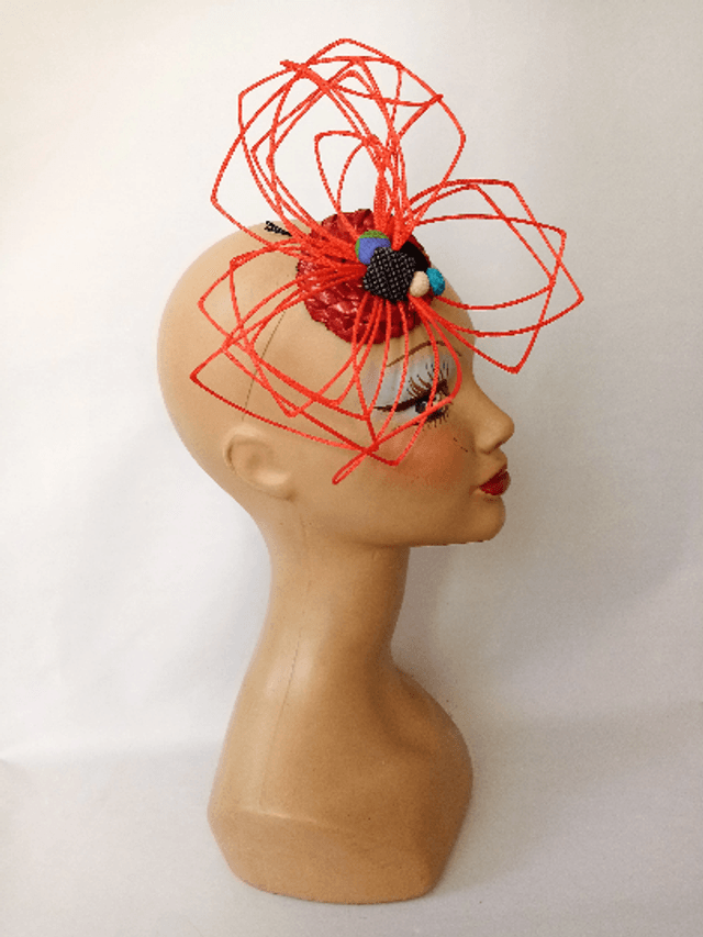 Petit chapeau mariage bibi cérémonie pop orange