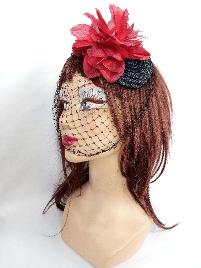 Chapeau mariage voilette noir bibi cérémonie fleur