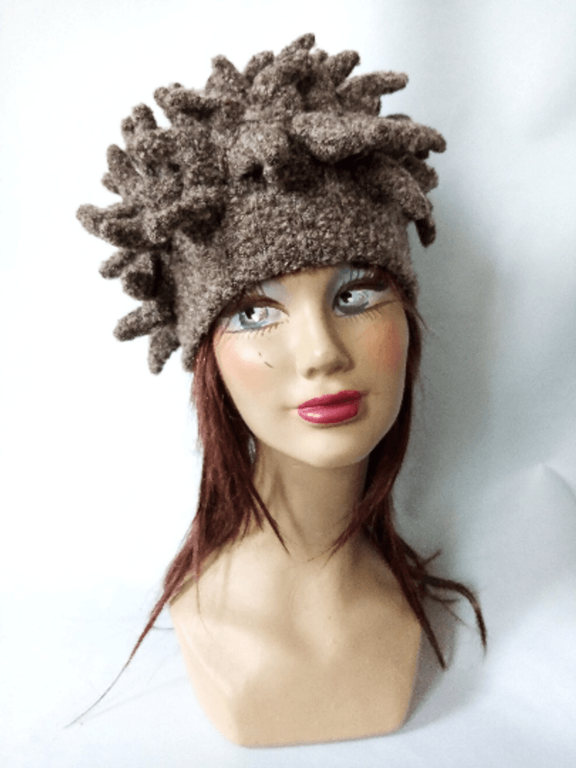 Bonnet marron femme extravagant