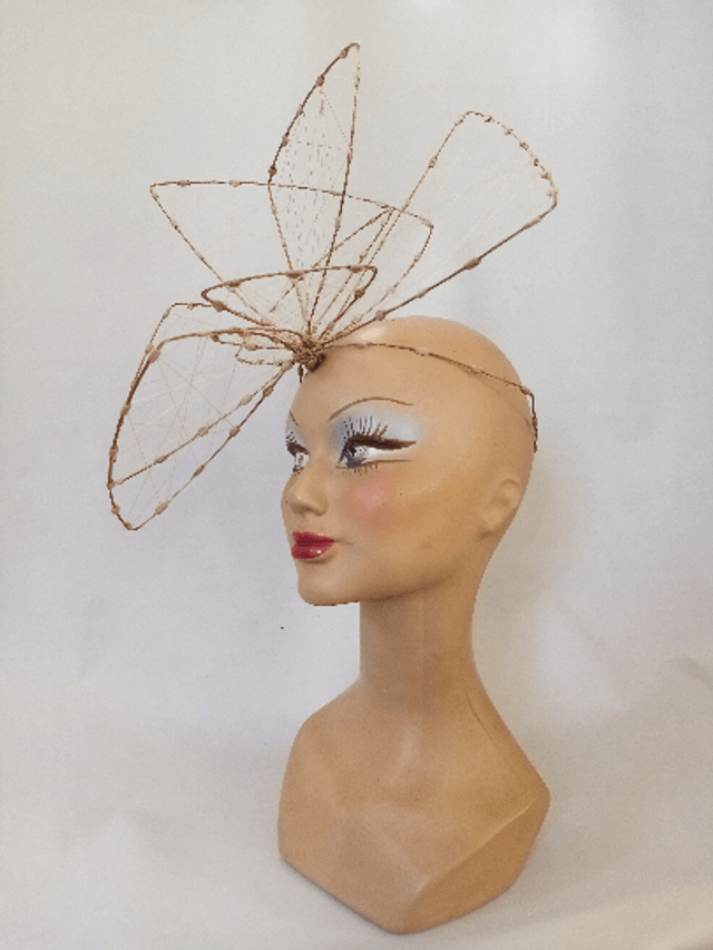 Chapeau femme avant-garde unique mariage mariée