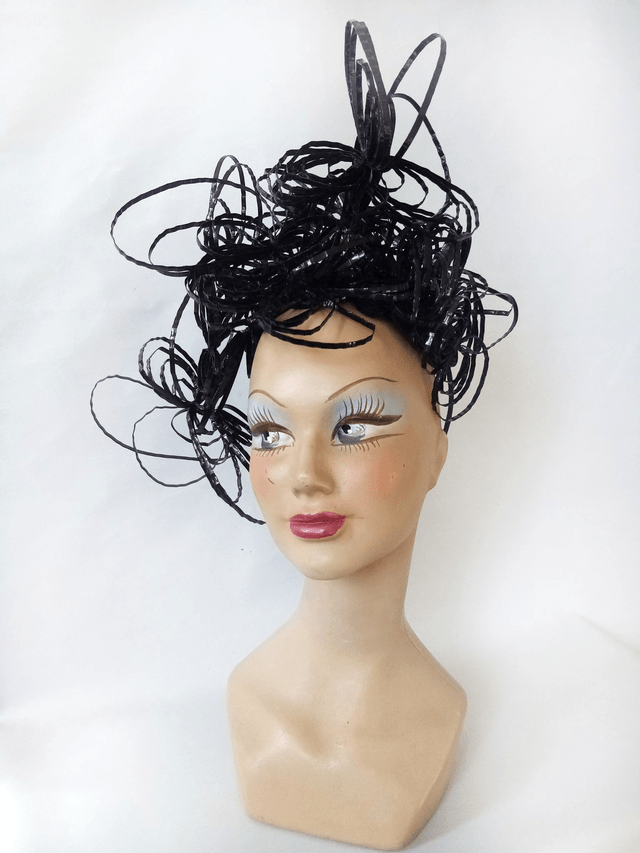 Chapeau femme mariage noir avant-garde bibi cérémonie gala